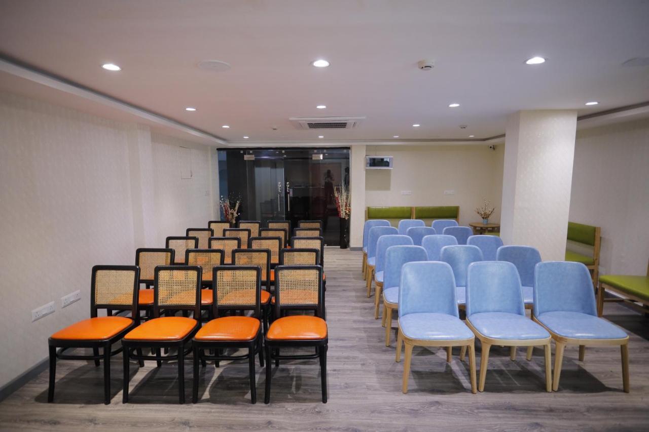 The Avenue Hotel Ballygunge Kolkata Luaran gambar
