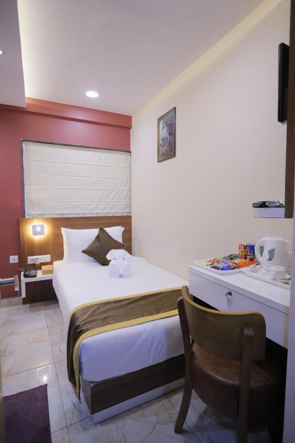 The Avenue Hotel Ballygunge Kolkata Luaran gambar